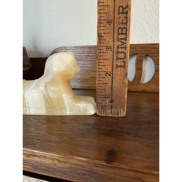 Vintage Sphinx Figurine Hand-Carved Alabaster Stone Marbled Egyptian Sculpture - Picture 6 of 7